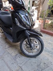 Piaggio Beverly 400 2024-thumb-1