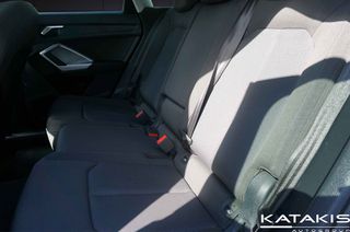 Audi Q3 2022 Advantage|Automatic|S-tronic|TFSI |MHEV|Clima|Rear Camera-thumb-12