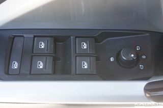 Audi Q3 2022 Advantage|Automatic|S-tronic|TFSI |MHEV|Clima|Rear Camera-thumb-19