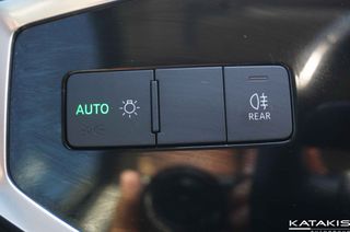 Audi Q3 2022 Advantage|Automatic|S-tronic|TFSI |MHEV|Clima|Rear Camera-thumb-21