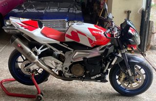 Aprilia Tuono 1000 R 2008-thumb-2