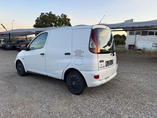 Toyota Yaris 2003 P2VAN-thumb-5