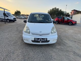 Toyota Yaris 2003 P2VAN-thumb-6