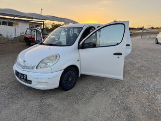 Toyota Yaris 2003 P2VAN-thumb-22