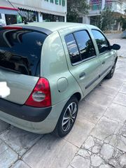Renault Clio 2003-thumb-2