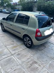Renault Clio 2003-thumb-3