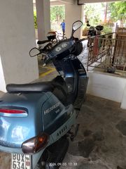 Piaggio Hexagon 1999 Scooter-thumb-1