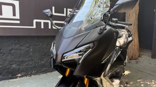 Yamaha TMAX 560 Tech Max 2025 Dark Magma-thumb-3