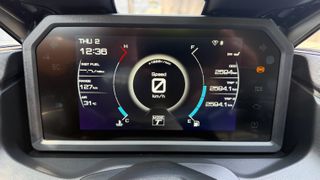 Yamaha TMAX 560 Tech Max 2025 Dark Magma-thumb-10