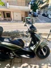 Piaggio Beverly 300 2019 Piaggio Beverly 300s-thumb-11