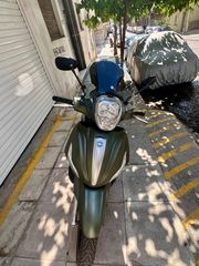 Piaggio Beverly 300 2019 Piaggio Beverly 300s-thumb-13
