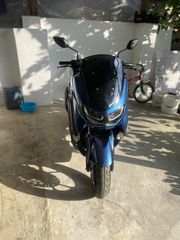 Yamaha NMAX 155 2024 Blue core-thumb-16