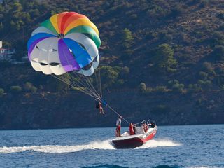 Parasailing 1997-thumb-1