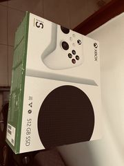 XBOX SERIES S 512GB ΜΕ ΧΕΙΡΙΣΤΗΡΙΟ ΚΑΙ TO KOYTI TOY