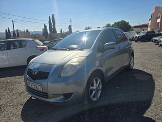 Toyota Yaris 2007-thumb-1