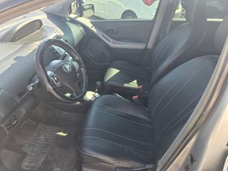 Toyota Yaris 2007-thumb-9