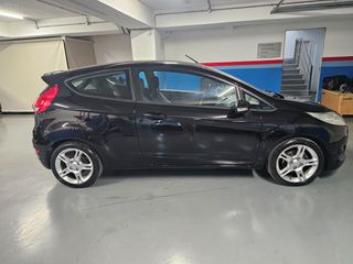 Ford Fiesta 2009 Sports-thumb-2