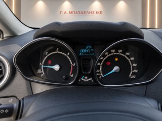 Ford Fiesta 2016 Titanium-thumb-6