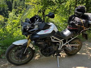Triumph Tiger 800 2011 ABS-thumb-1