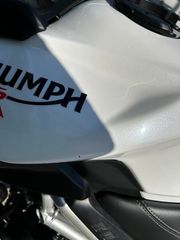 Triumph Tiger 800 2011 ABS-thumb-5