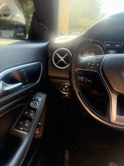 Mercedes-Benz CLA 180 2013-thumb-12