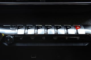 Peugeot 3008 2018 1200cc Auto Δερμα-thumb-20