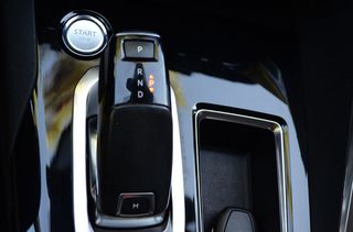 Peugeot 3008 2018 1200cc Auto Δερμα-thumb-23