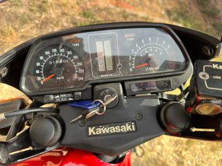 Kawasaki GPZ 550 1983 !!! ΜΟΝΑΔΙΚΟ !!!-thumb-12