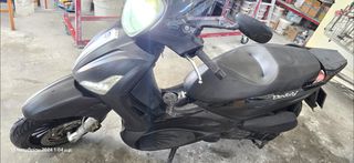 Piaggio Beverly 300i 2016 300 i-thumb-2
