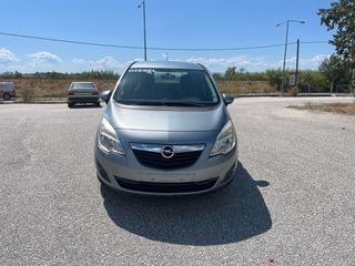 Opel Meriva 2011