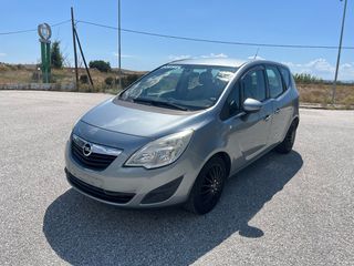 Opel Meriva 2011-thumb-1