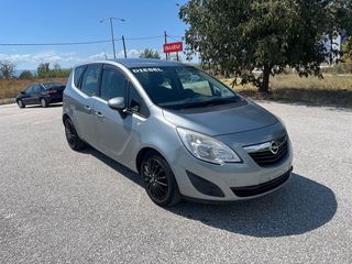 Opel Meriva 2011-thumb-2