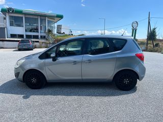 Opel Meriva 2011-thumb-4
