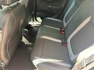 Opel Crossland X 2019-thumb-17