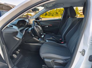 Peugeot 208 2021 1.2 PureTech Active-thumb-8