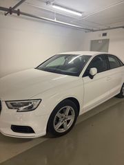 Audi A3 2018-thumb-1
