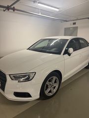 Audi A3 2018-thumb-2