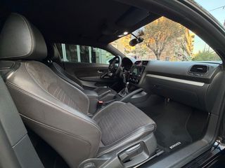 Volkswagen Scirocco 2009-thumb-18