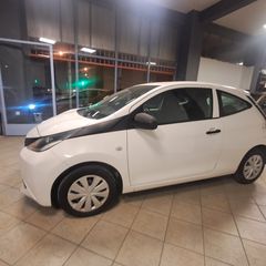 Toyota Aygo 2015-thumb-26