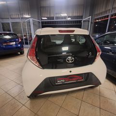Toyota Aygo 2015-thumb-31