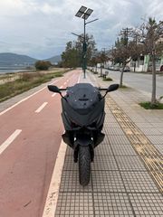 Honda Forza 750 2025