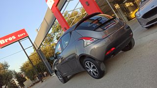 Lancia Ypsilon 2015 Bicolore - CNG ΕΡΓΟΣΤΑΣΙΑΚΟ/EURO6-thumb-26