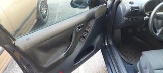 Seat Leon 2005-thumb-4