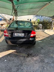 Volvo S40 2004