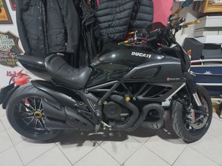 Ducati Diavel 2011-thumb-1