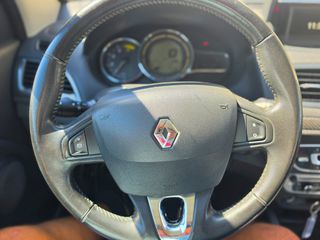Renault Megane 2013 1.5 .DIESEL-thumb-11