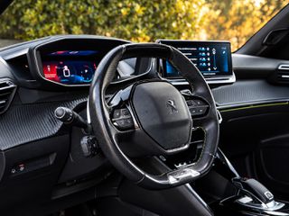 Peugeot 2008 2022 GT // FULL EXTRA !!-thumb-9