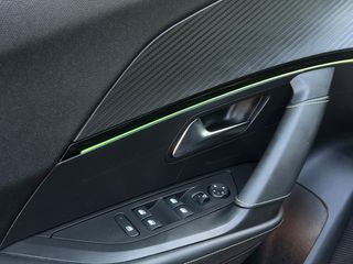 Peugeot 2008 2022 GT // FULL EXTRA !!-thumb-11