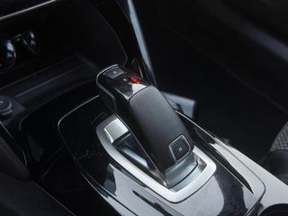 Peugeot 2008 2022 GT // FULL EXTRA !!-thumb-12