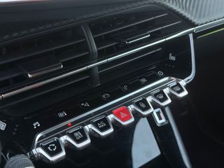 Peugeot 2008 2022 GT // FULL EXTRA !!-thumb-14